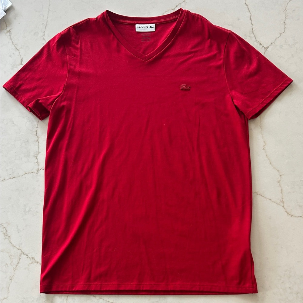 Lacoste v-neck tee